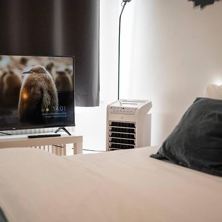 Superb 3 Bedroom & 3 Bathroom Duplex In Brussels City Centre Екстериор снимка