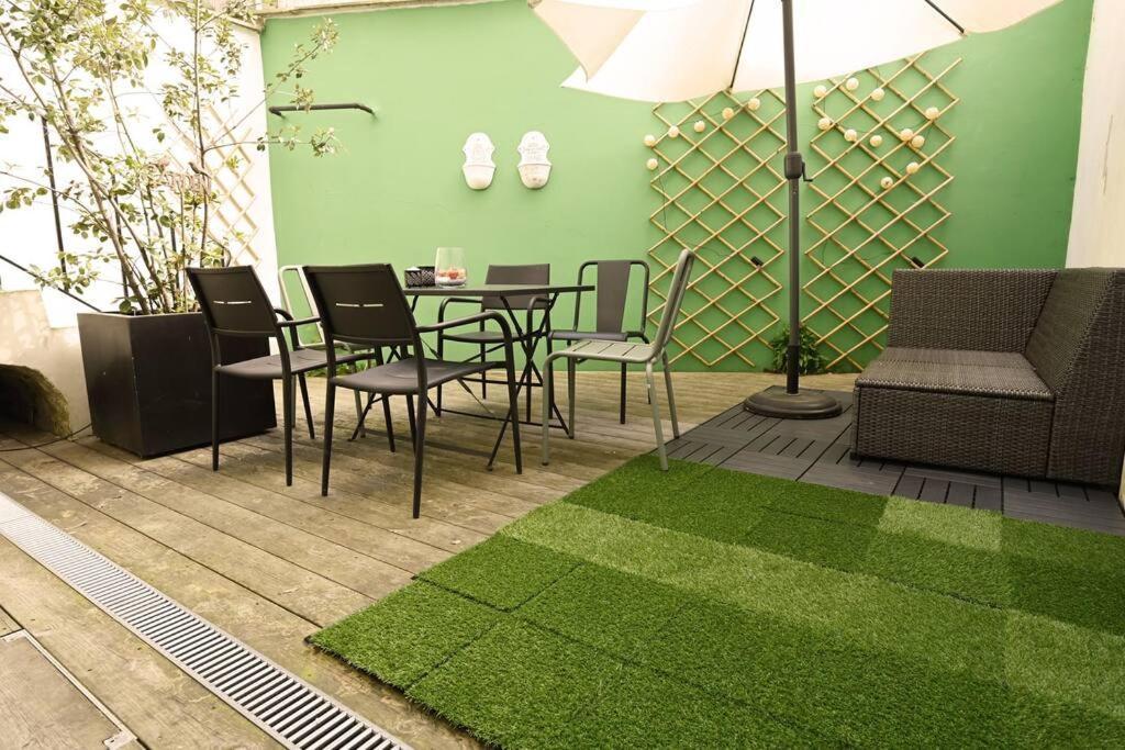 Superb 3 Bedroom & 3 Bathroom Duplex In Brussels City Centre Екстериор снимка