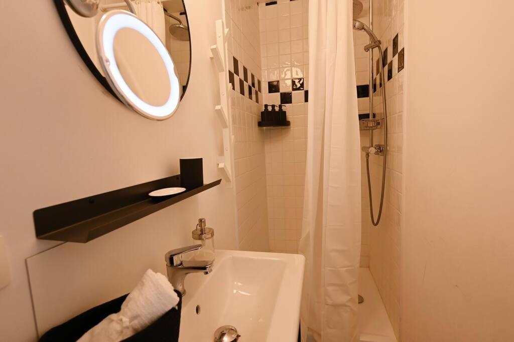 Superb 3 Bedroom & 3 Bathroom Duplex In Brussels City Centre Екстериор снимка