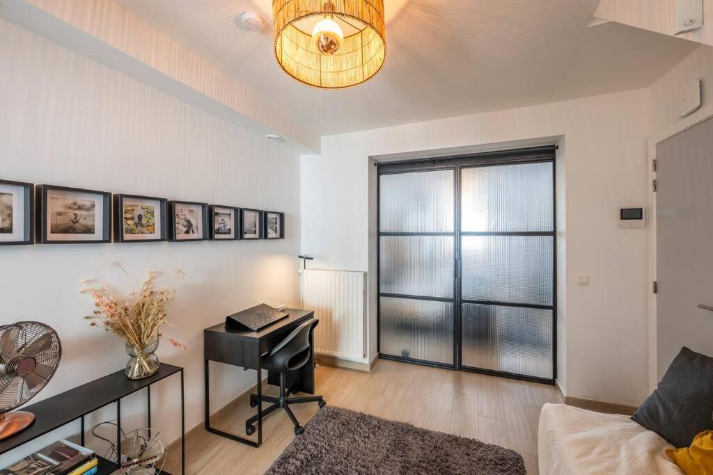 Superb 3 Bedroom & 3 Bathroom Duplex In Brussels City Centre Екстериор снимка