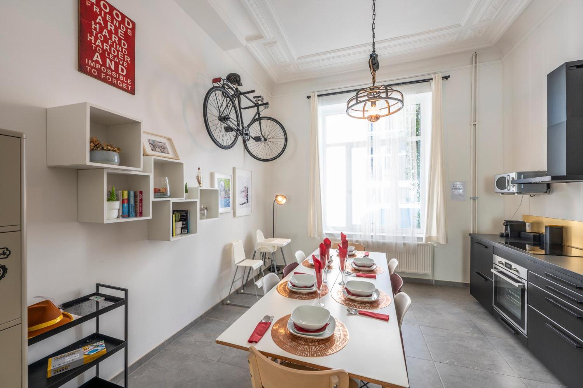 Superb 3 Bedroom & 3 Bathroom Duplex In Brussels City Centre Екстериор снимка